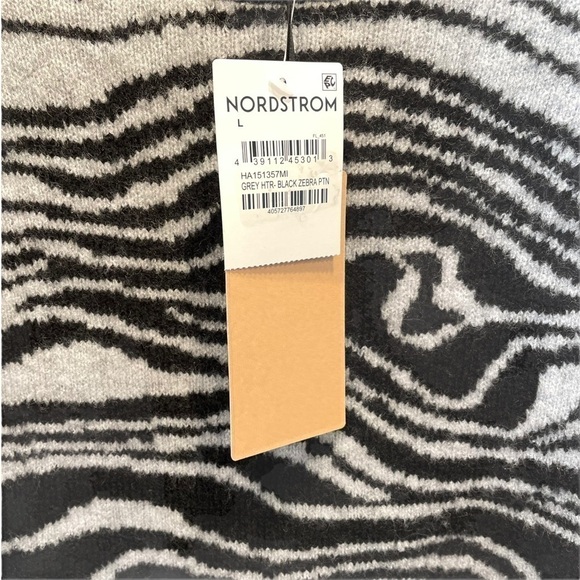 Halogen Swirl Mock Neck Sweater in Grey Heather Black Zebra Print Large New - Picture 7 of 7